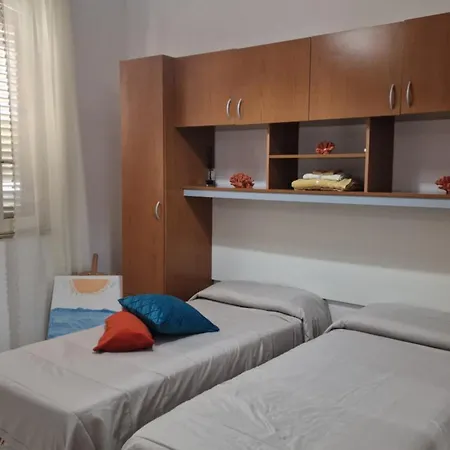 Clarissa A San Lorenzo Holiday home *